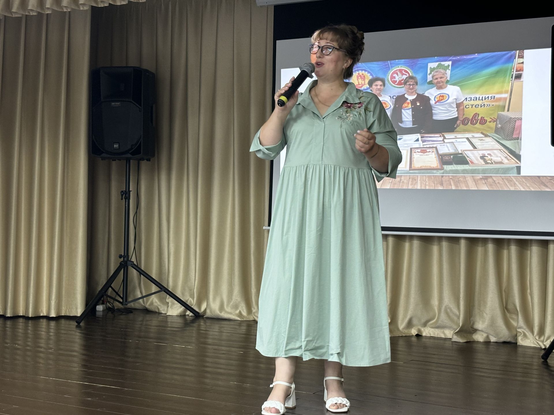 В Корноуховском доме культуры состоялся фестиваль семей «Сила семьи — в детях»