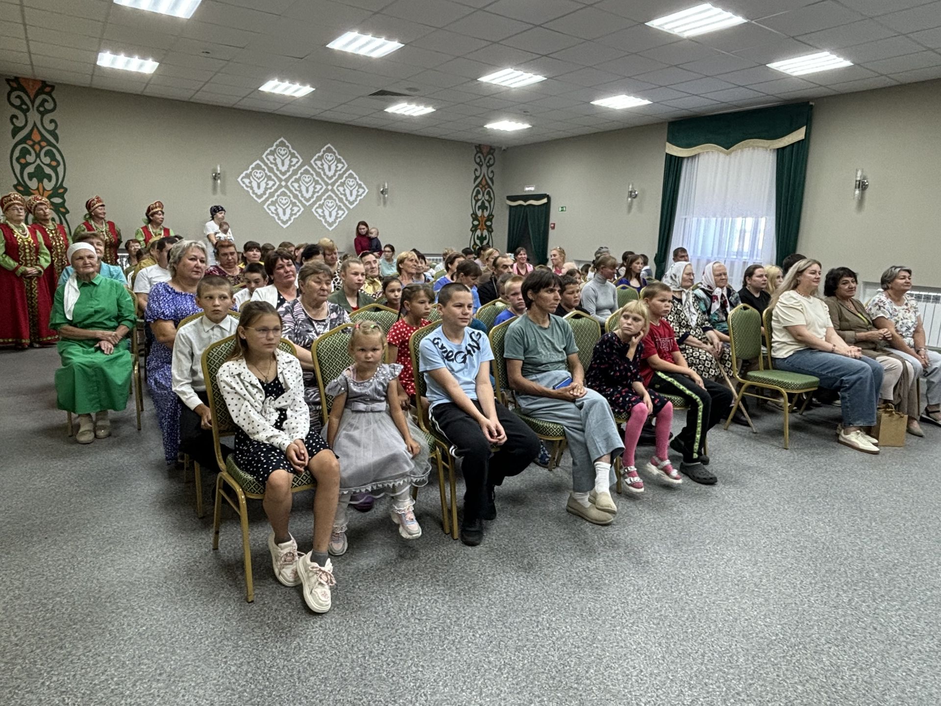 В Корноуховском доме культуры состоялся фестиваль семей «Сила семьи — в детях»