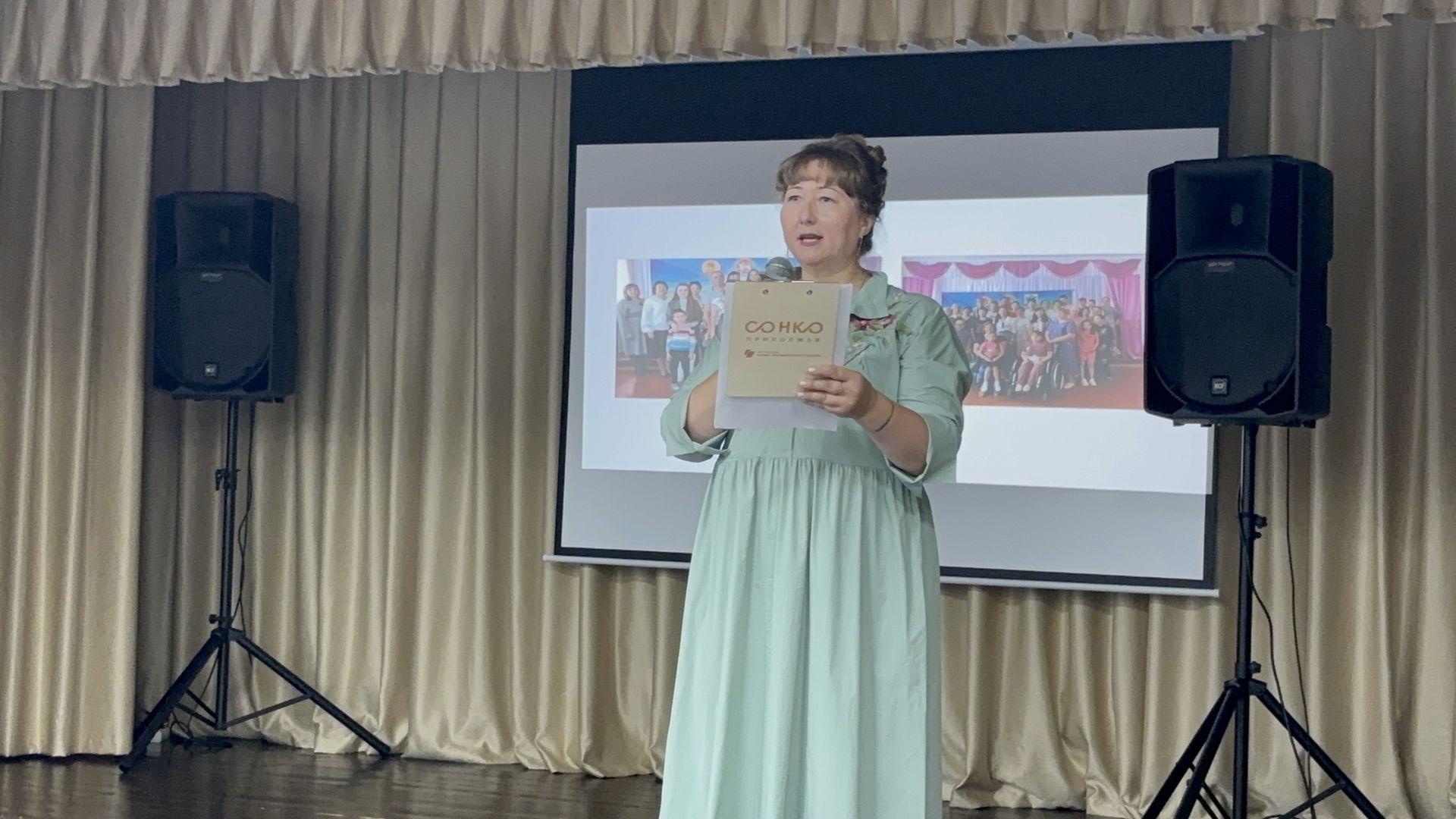 В Корноуховском доме культуры состоялся фестиваль семей «Сила семьи — в детях»