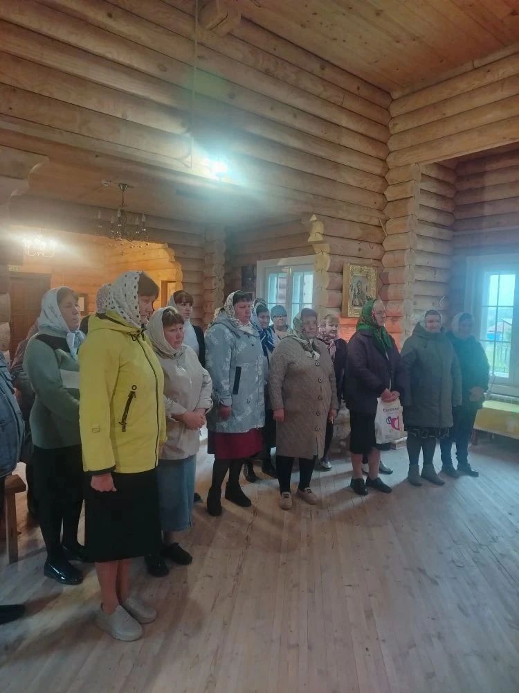 В храме Сергия Радонежского почтили память погибших и поддержали семьи участников СВО