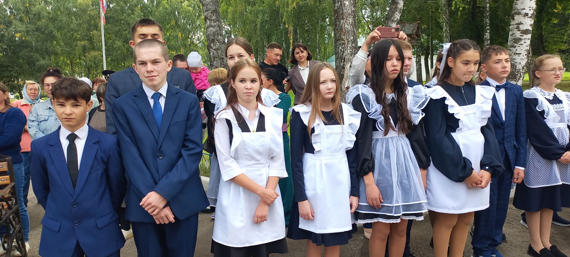Иске Тәрбит урта мәктәбендә Белем бәйрәме тантаналы рәвештә узды
