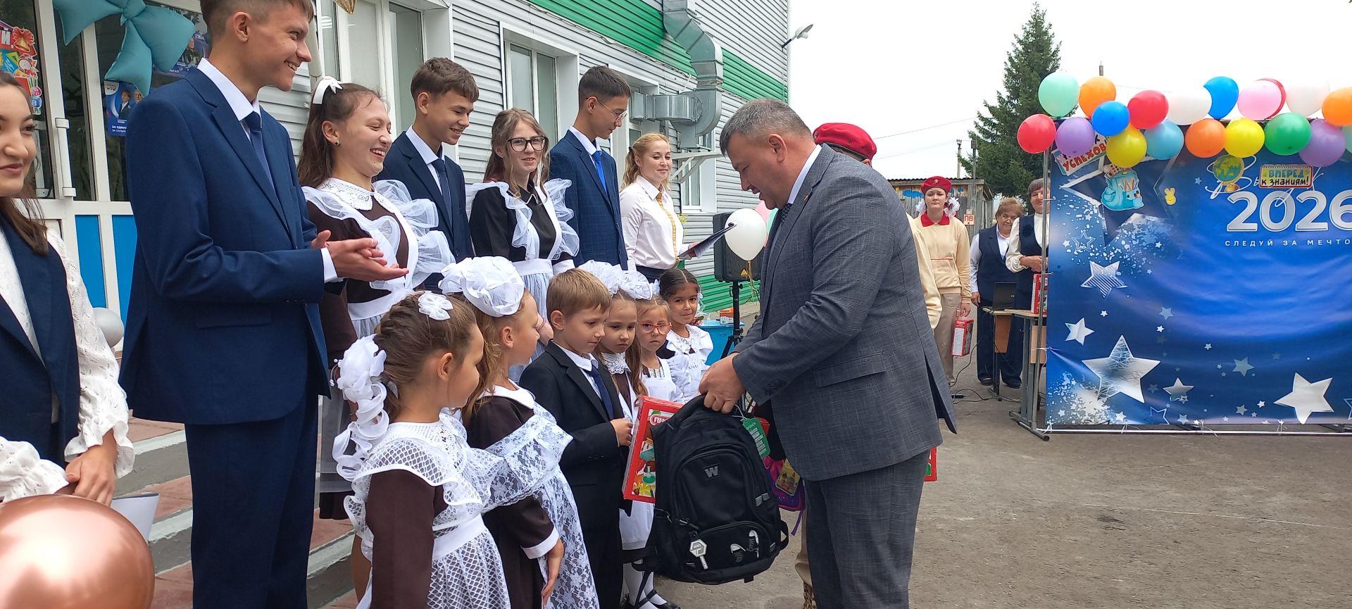 В добрый путь! Кулангинская школа встретила новый учебный год