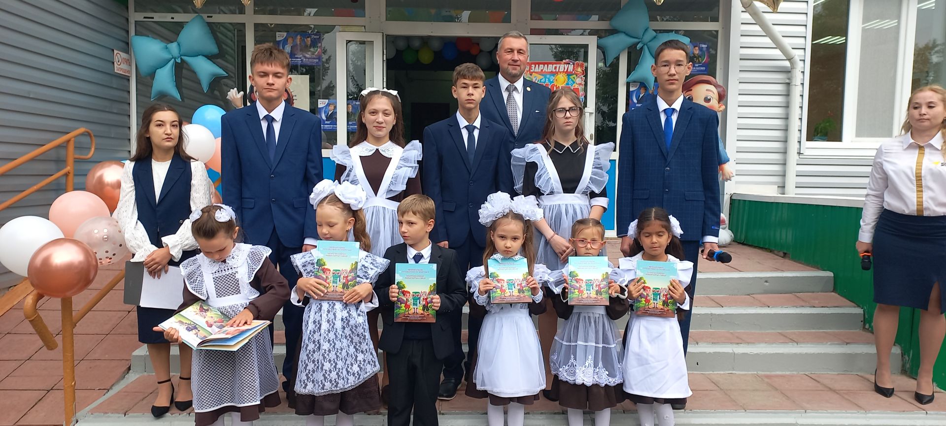 В добрый путь! Кулангинская школа встретила новый учебный год