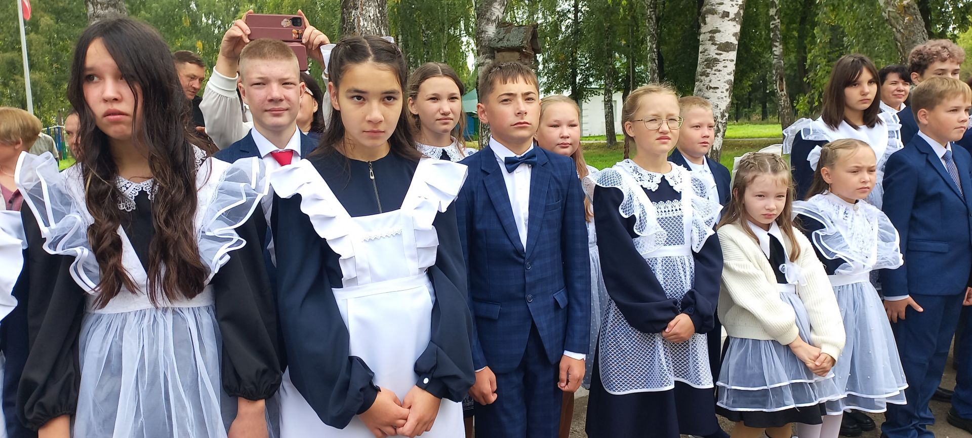 Иске Тәрбит урта мәктәбендә Белем бәйрәме тантаналы рәвештә узды