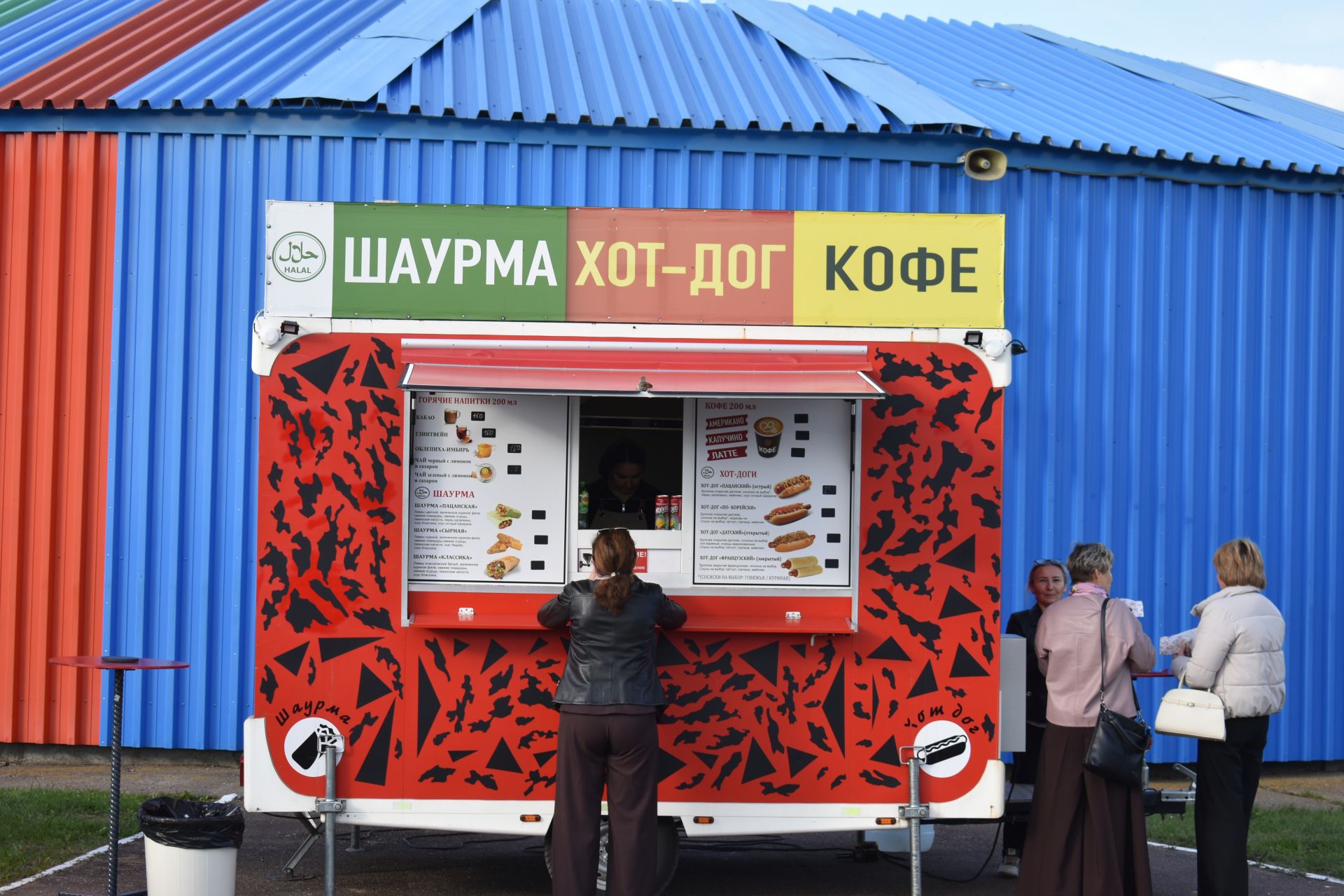 В обновленном парке Больших Кайбиц прошел фестиваль труда и доблести