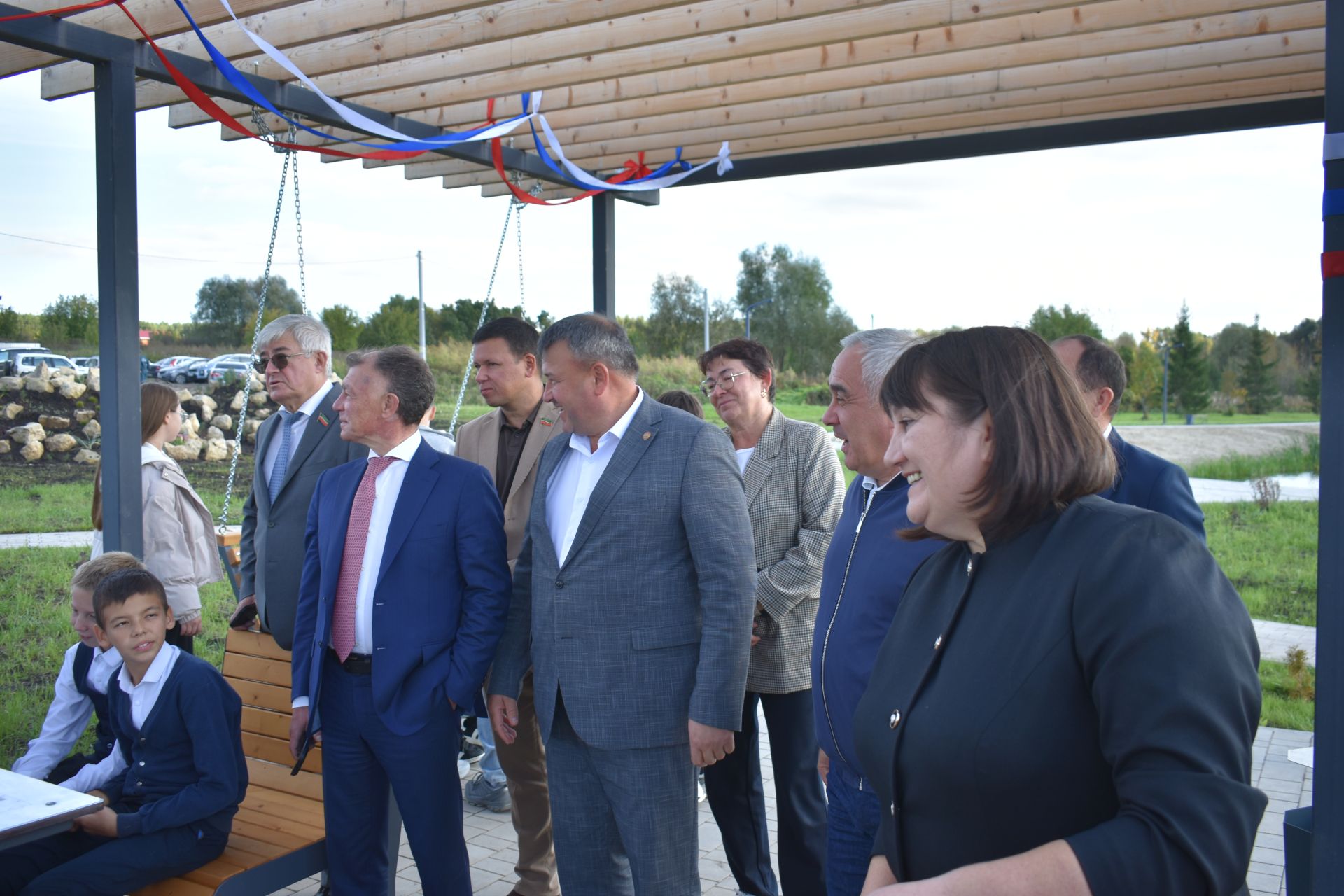 В обновленном парке Больших Кайбиц прошел фестиваль труда и доблести