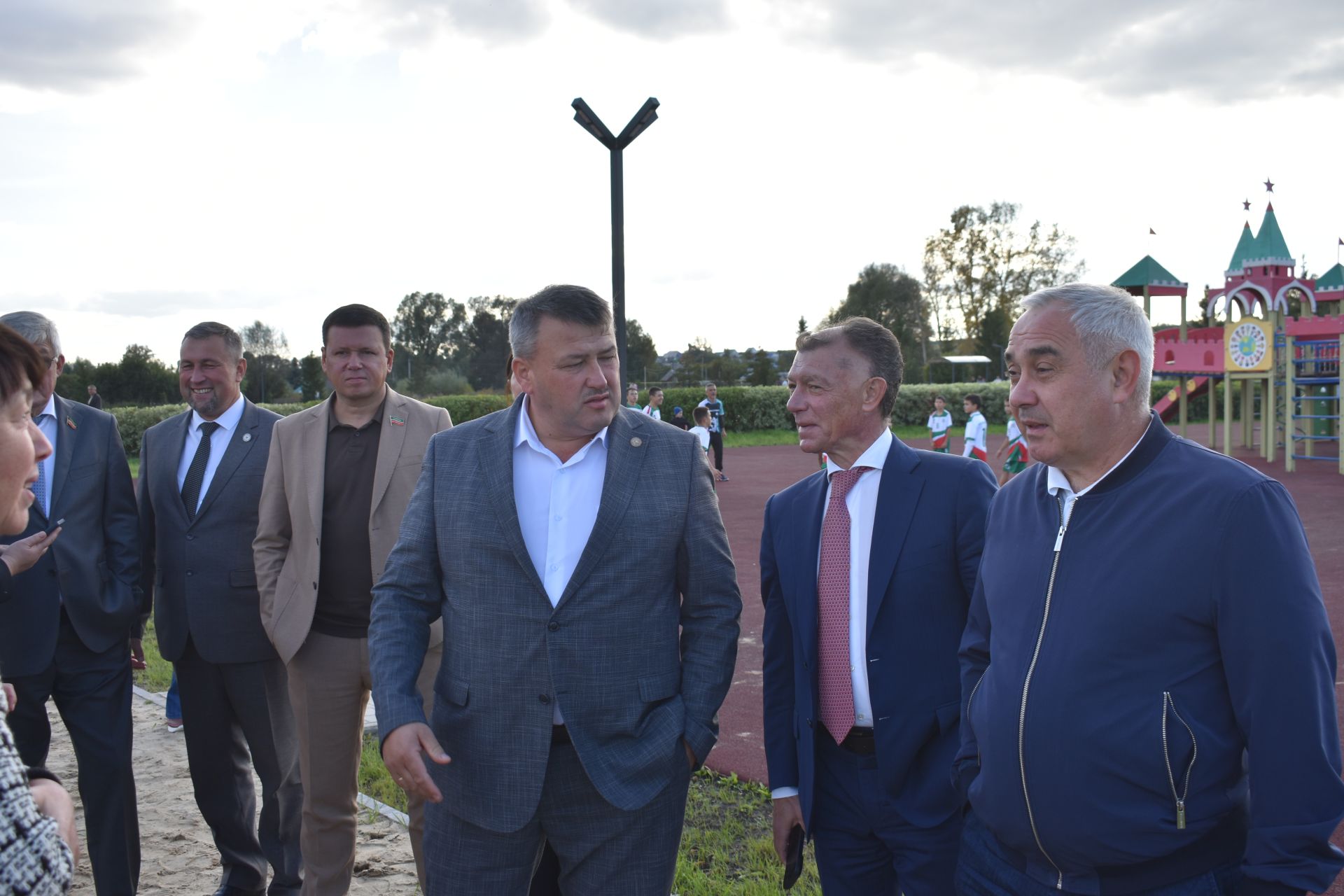 В обновленном парке Больших Кайбиц прошел фестиваль труда и доблести