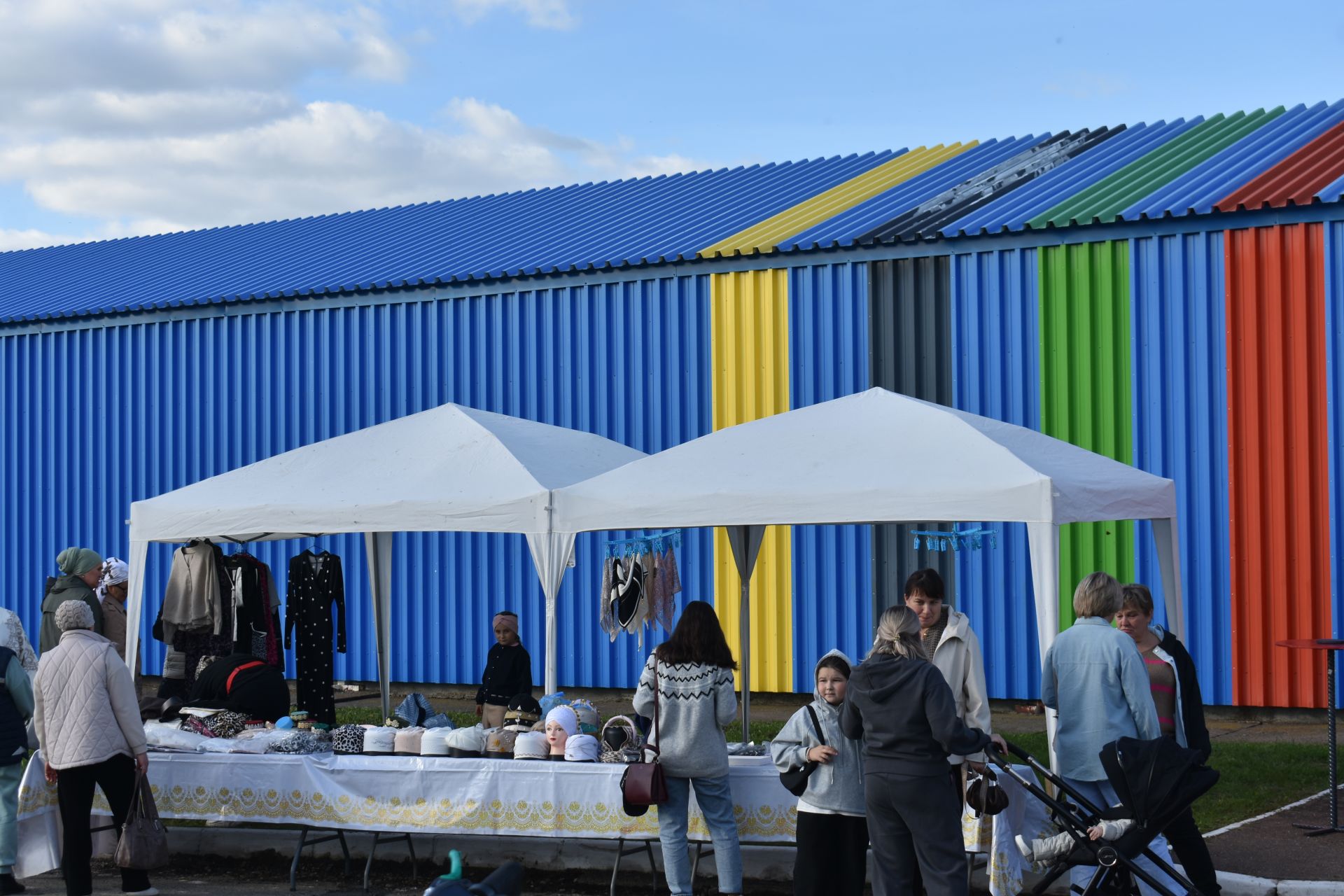 В обновленном парке Больших Кайбиц прошел фестиваль труда и доблести