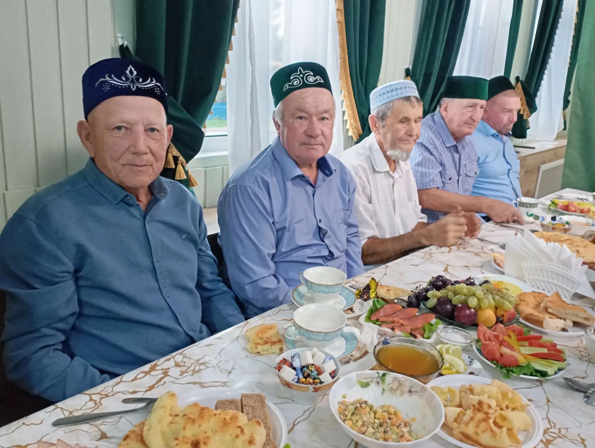Түбән Кошман мәчетендә олуг бәйрәм: Мәүлид ашы үтте