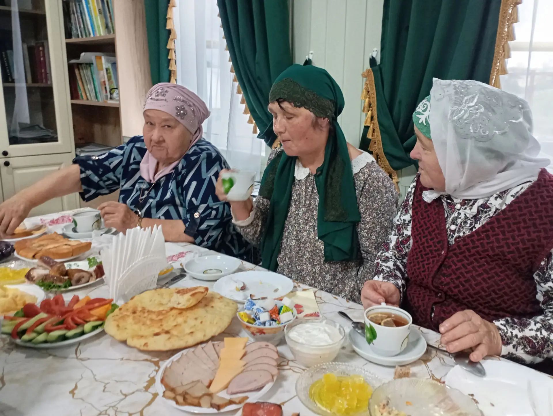 Түбән Кошман мәчетендә олуг бәйрәм: Мәүлид ашы үтте