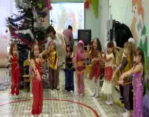 В Большекайбицком детском саду «Миляшкай» проходят новогодние елки