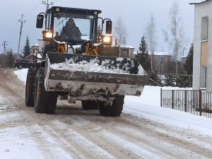 В зимнее время в Кайбицком районе снегоуборочная техника работает круглосуточно