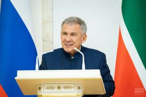 Минниханов об Электронной доске почета: Человек труда должен быть в авторитете