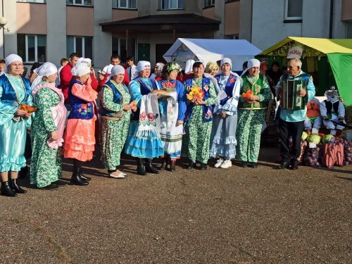 В Больших Кайбицах состоялась школьная ярмарка