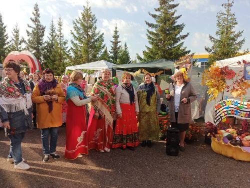 В Больших Кайбицах состоялась школьная ярмарка