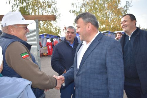 В Больших Кайбицах прошла сельскохозяйственная ярмарка, посвященная Международному дню пожилых людей