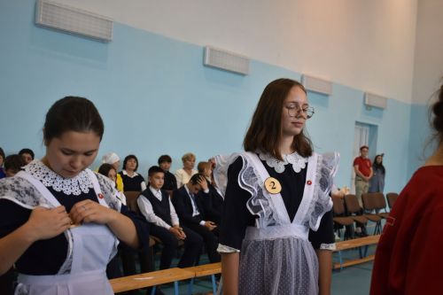 Для кайбицких школьников состоялась церемония посвящения в ряды «Движения первых»