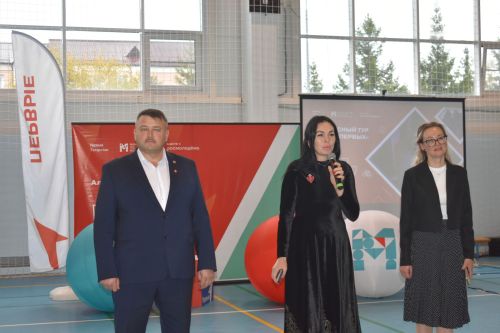 Для кайбицких школьников состоялась церемония посвящения в ряды «Движения первых»