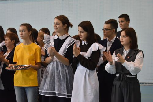 Для кайбицких школьников состоялась церемония посвящения в ряды «Движения первых»