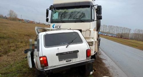 В Татарстане при лобовом столкновении автомобилей погиб мужчина