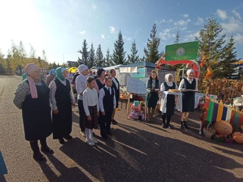В Больших Кайбицах состоялась школьная ярмарка