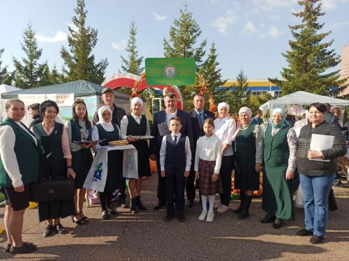 В Больших Кайбицах состоялась школьная ярмарка