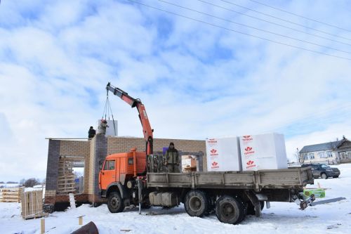 В Каргале возвели стены нового сельского клуба