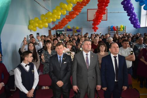 В Федоровском с размахом отметили 155-летний юбилей школы
