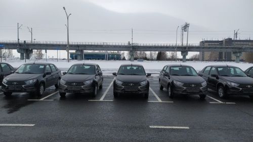 Кайбицкому сельхозуправлению вручили новый автомобиль