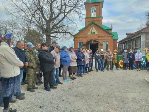 Олы Тәрбит авылында махсус операциядә һәлак булган авылдашларын соңгы юлга озаттылар
