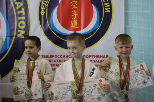 Юные каратисты Татарстана и Чувашии собрались в Кайбицах