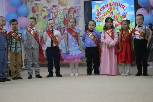 В Большекайбицком детском саду «Миляшкай» состоялся выпускной бал