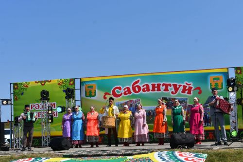 Кайбычлылар Урмай Сабантуен гөрләтеп кайтты