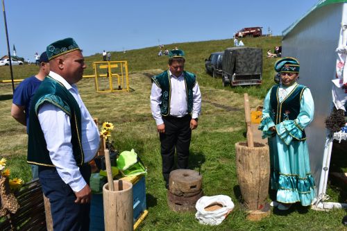 Кайбычлылар Урмай Сабантуен гөрләтеп кайтты