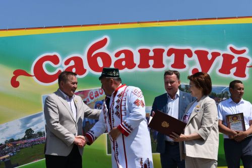 Кайбычлылар Урмай Сабантуен гөрләтеп кайтты