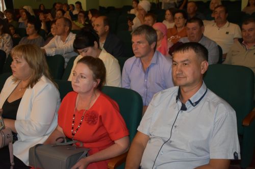 Олы Кайбыч мәктәбендә чыгарылыш кичәсе узды
