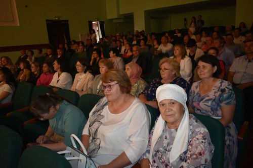 Олы Кайбыч мәктәбендә чыгарылыш кичәсе узды