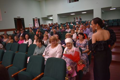 Олы Кайбыч мәктәбендә чыгарылыш кичәсе узды