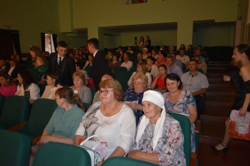 Олы Кайбыч мәктәбендә чыгарылыш кичәсе узды