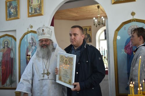 Митрополит Кирилл совершил великое освящение храма Живоначальной Троицы в селе Беляево