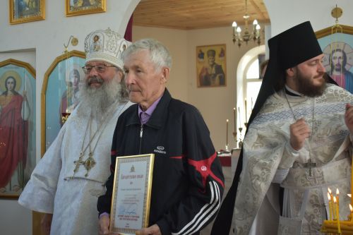 Митрополит Кирилл совершил великое освящение храма Живоначальной Троицы в селе Беляево