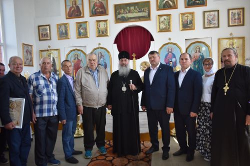 Митрополит Кирилл совершил великое освящение храма Живоначальной Троицы в селе Беляево
