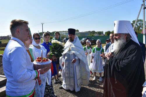 Митрополит Кирилл совершил великое освящение храма Живоначальной Троицы в селе Беляево