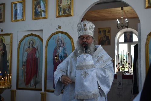 Митрополит Кирилл совершил великое освящение храма Живоначальной Троицы в селе Беляево