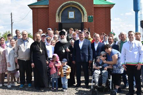 Митрополит Кирилл совершил великое освящение храма Живоначальной Троицы в селе Беляево