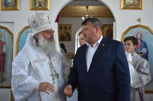 Митрополит Кирилл совершил великое освящение храма Живоначальной Троицы в селе Беляево