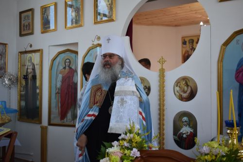 Митрополит Кирилл совершил великое освящение храма Живоначальной Троицы в селе Беляево