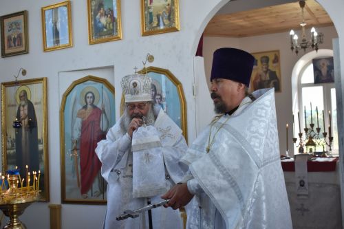 Митрополит Кирилл совершил великое освящение храма Живоначальной Троицы в селе Беляево