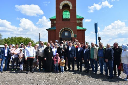 Митрополит Кирилл совершил великое освящение храма Живоначальной Троицы в селе Беляево
