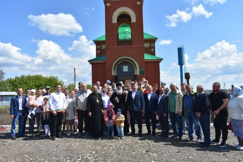Митрополит Кирилл совершил великое освящение храма Живоначальной Троицы в селе Беляево